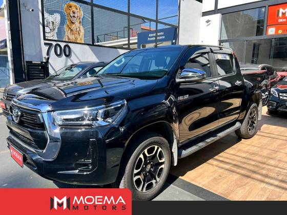 TOYOTA HILUX 2.8 D-4D TURBO DIESEL CD SRV 4X4 AUTOMÁTICO TOYOTA HILUX 2.8 D-4D TURBO DIESEL CD SRV 4X4 AUTOMÁTICO